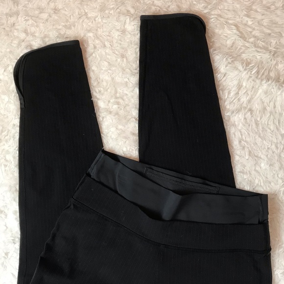 lululemon athletica Pants - Lululemon Pinstripe Crop Leggings